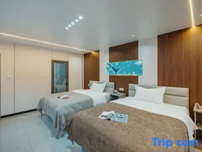 Premium Twin room