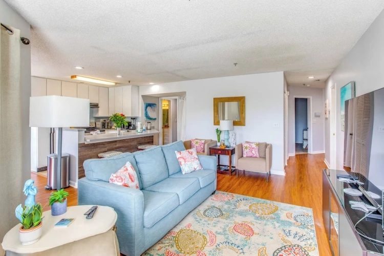 2 Bedrooms Apartment