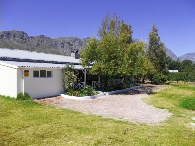 1 Bedroom Cottage