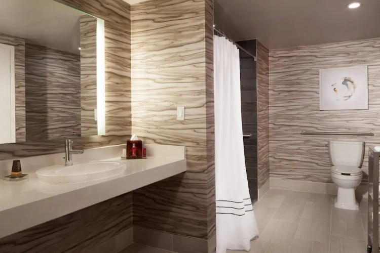 1 Bedroom Suite