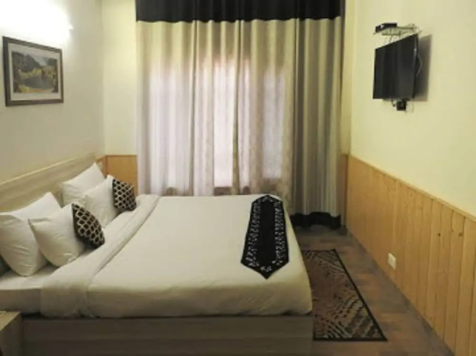 Seven Hills Hotel