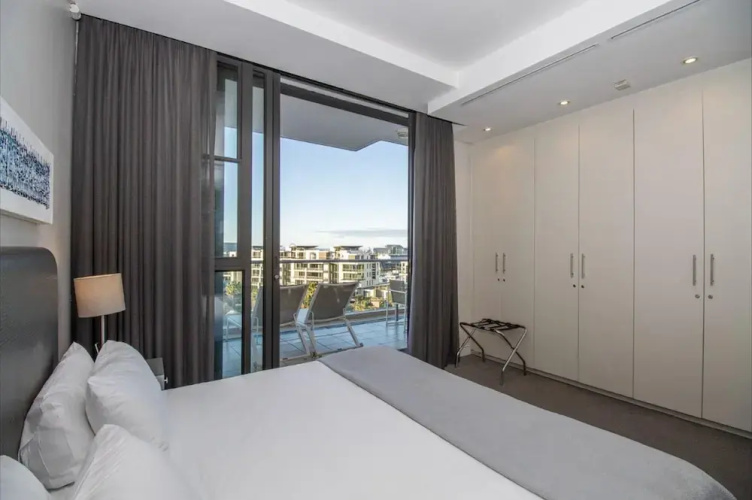 The Canal Three Bedroom Pool Duplex Penthouse - 007
