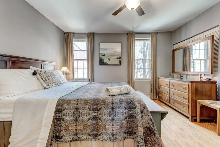 Historic Fells Point Home Steps From Waterfront