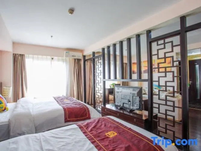 Deluxe Triple room