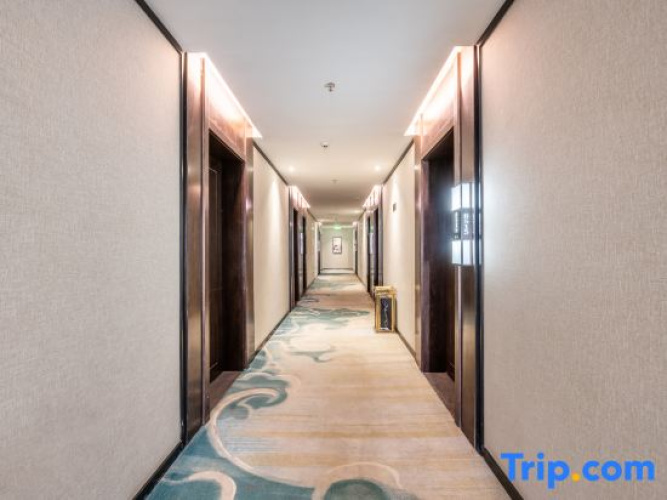 Silk Road Mandarin Hotel