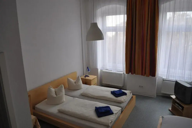 A Bed Privatzimmer Dresden