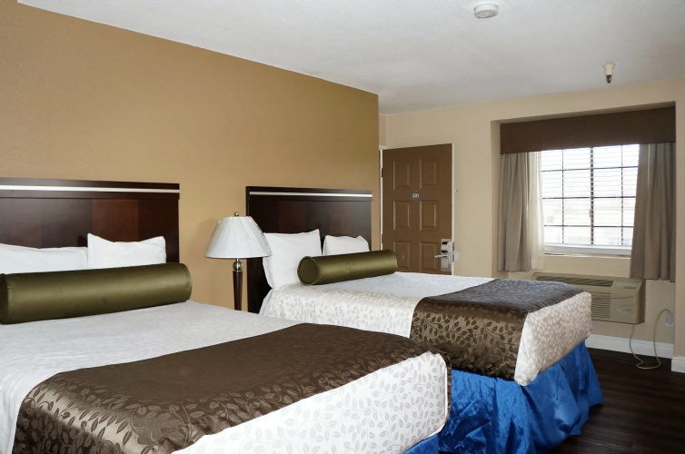 Executive Inn Hotel
