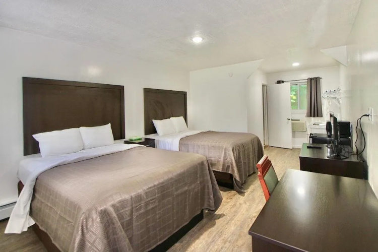 Westbrook Inn Lake George