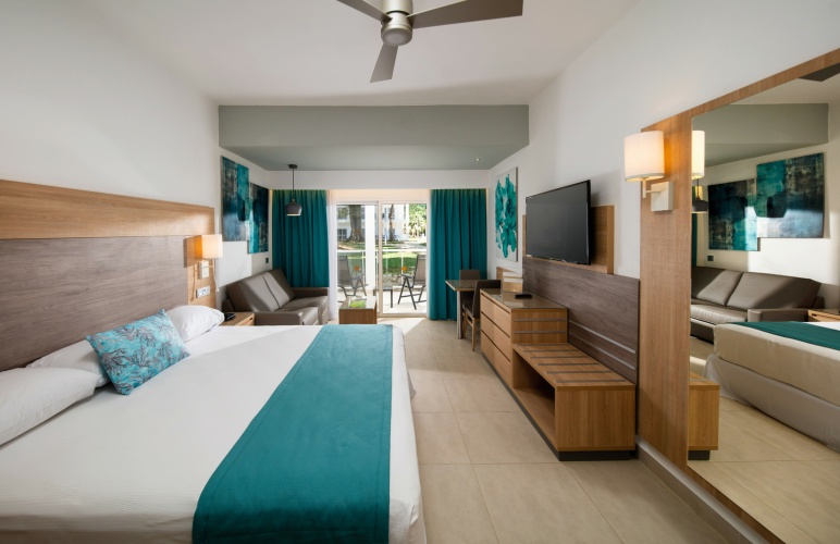 Riu Palace Tropical Bay photo 25