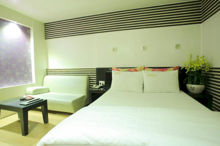 Hotel 28