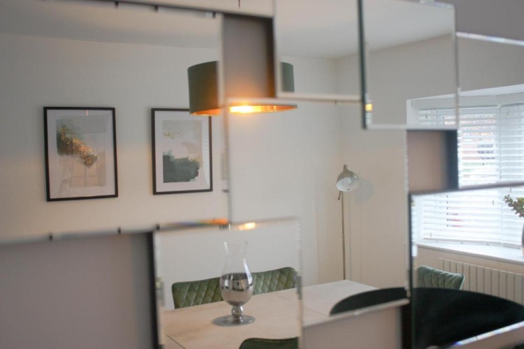 5 Bedrooms Cottage