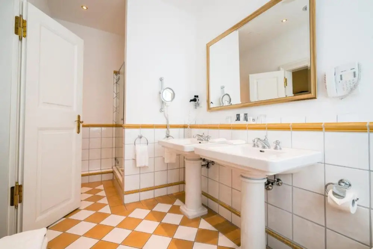Hotel Deidesheimer Hof, Bild 10