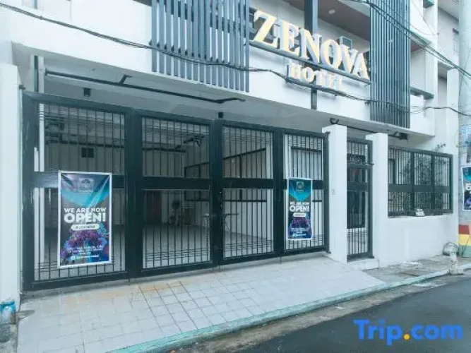 RedDoorz @ Zenova Hotel