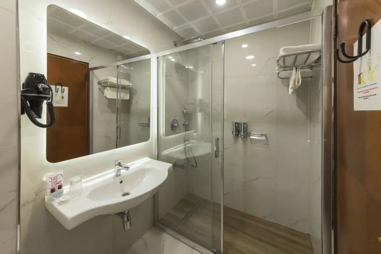 Superior Triple room