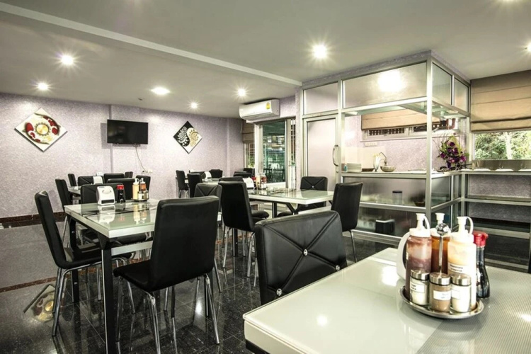 Winner Sriracha Service Apartment