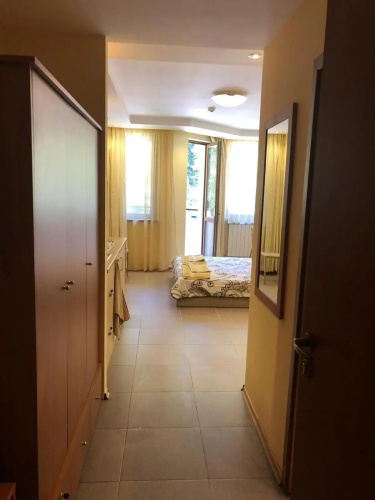 Studio Villa Park Premium Gold