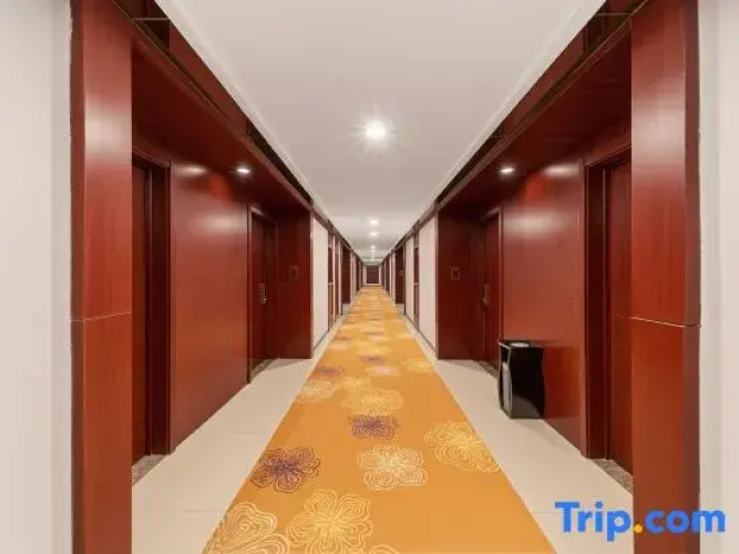 Yizhou Hotel