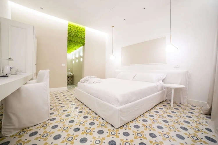 Standard Double room with courtyard view