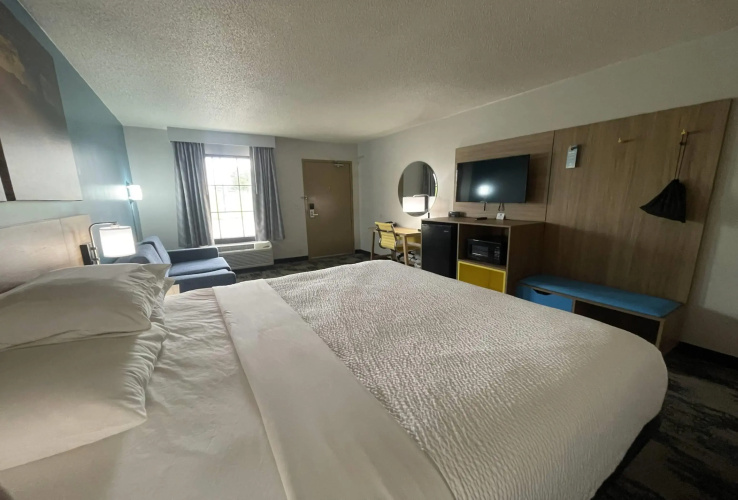 Days Inn & Suites by Wyndham York