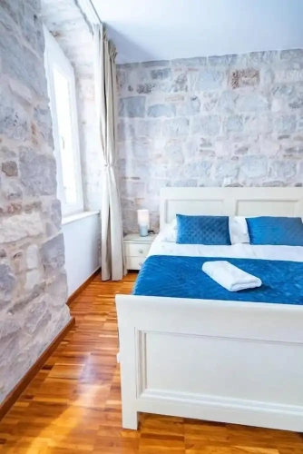 Deluxe Double room with city view