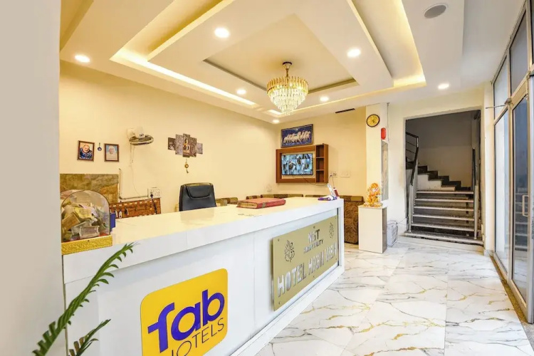 Fabhotel High View