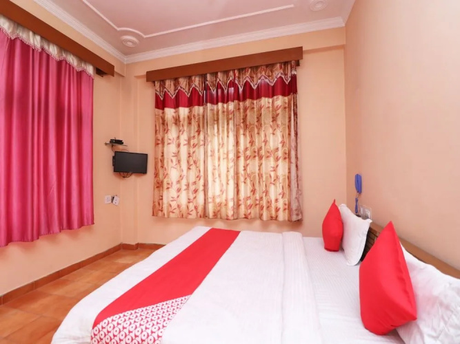 OYO 30229 Blue Diamond