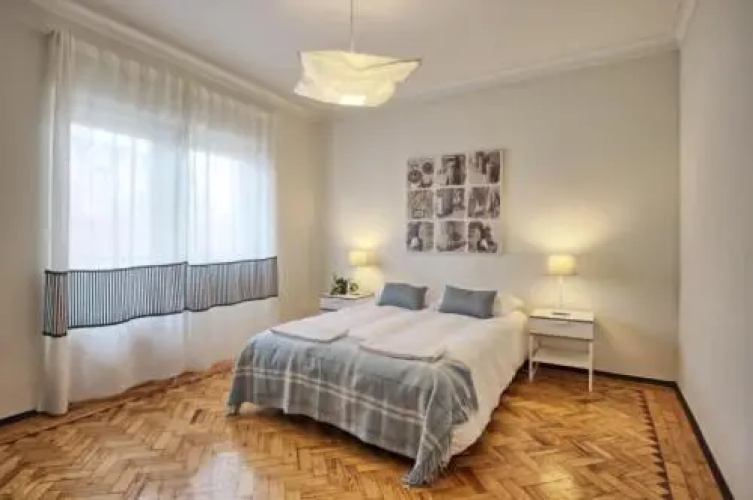 Apolónia 3e Five Bedrooms