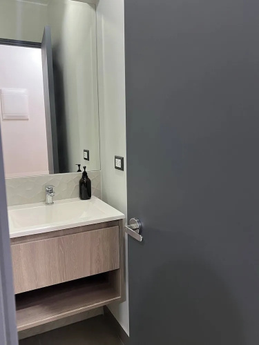 Modern Apartment for 9 San Isidro