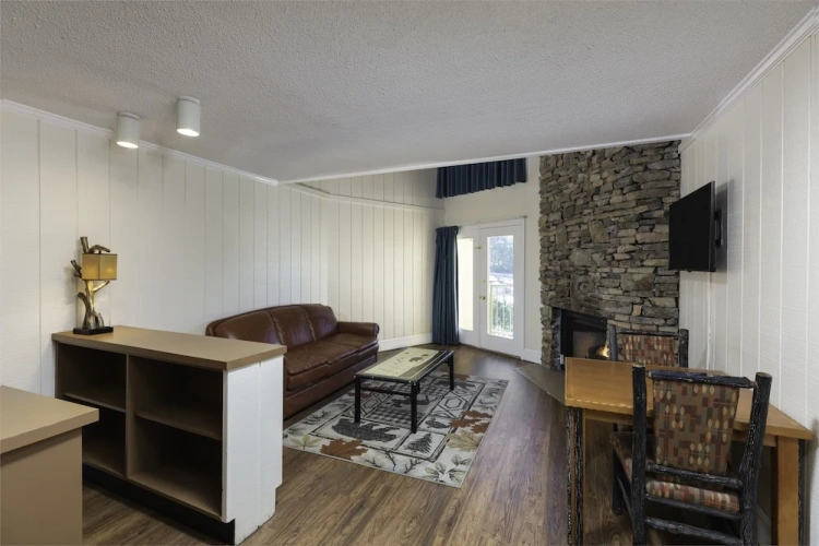 Double Apartment with river view