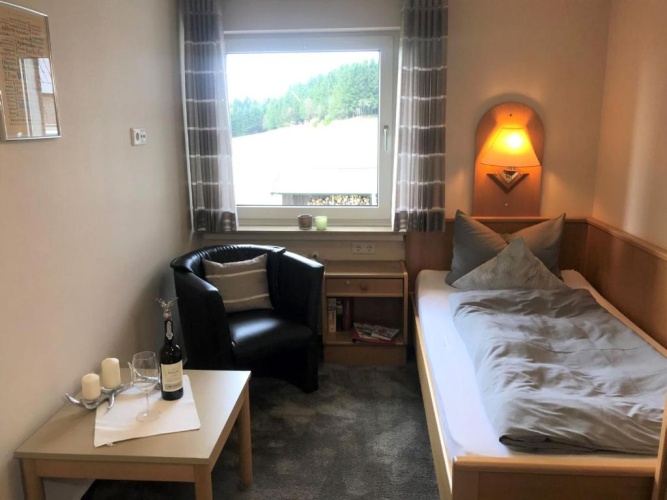 Standard Single room