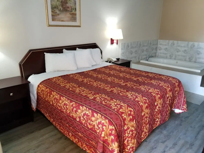 Executive Inn & Suites