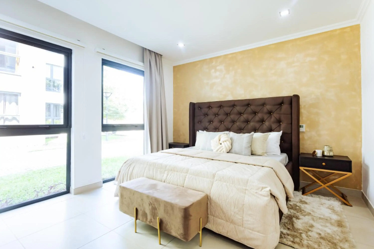 Amazing Deluxe Room Space Available 2 king Beds