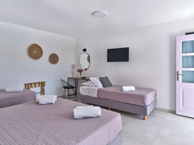 Standard Quadruple room with balcony and with sea view