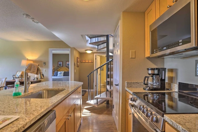3 Bedrooms Apartment with balcony