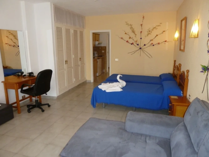 Twin Studio with balcony