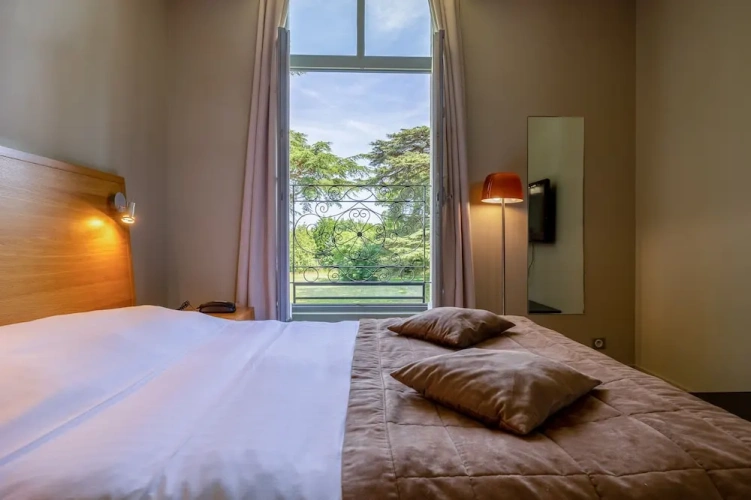 Prestige room