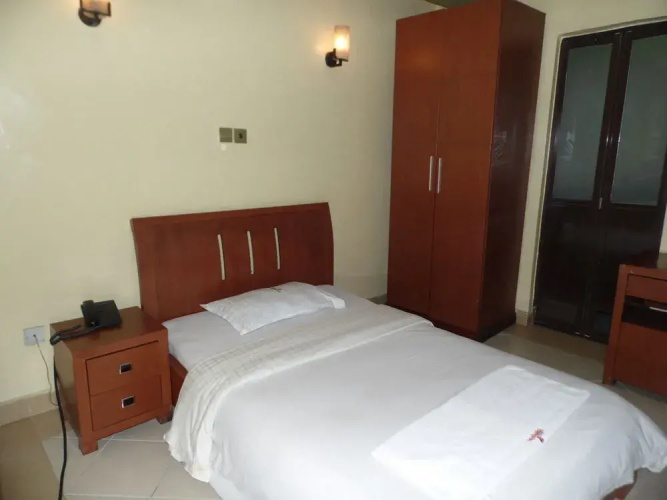 Kipepeo Hotel