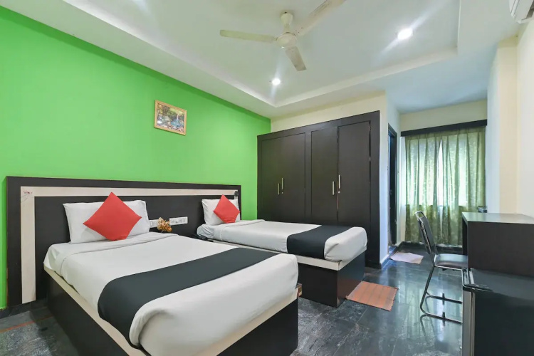 Hotel Royal Palms