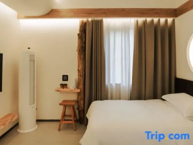 Premium Twin room