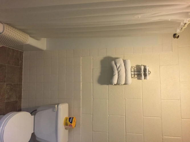 Adair Budget Inn