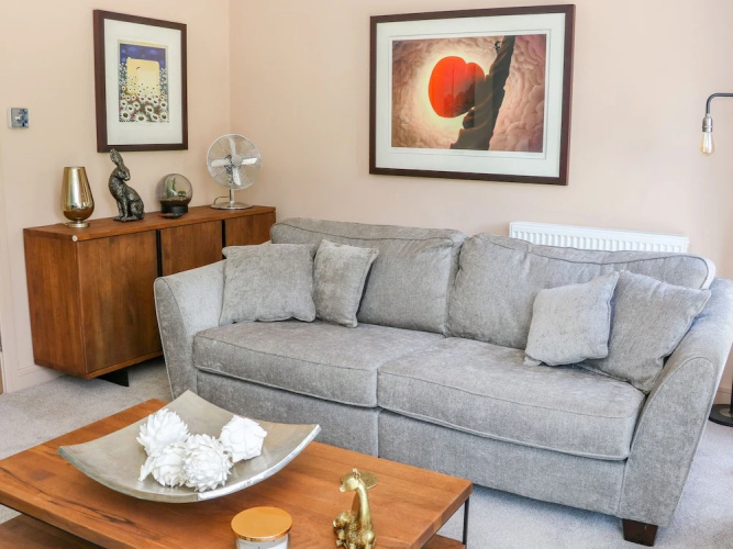 5 Oakfield Park