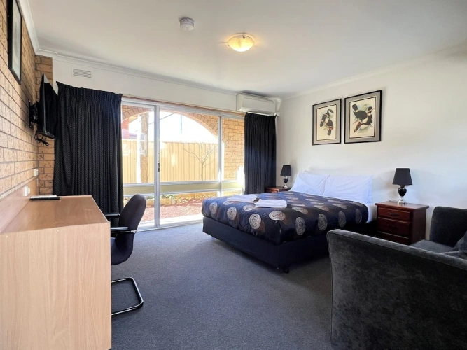 Executive Suite