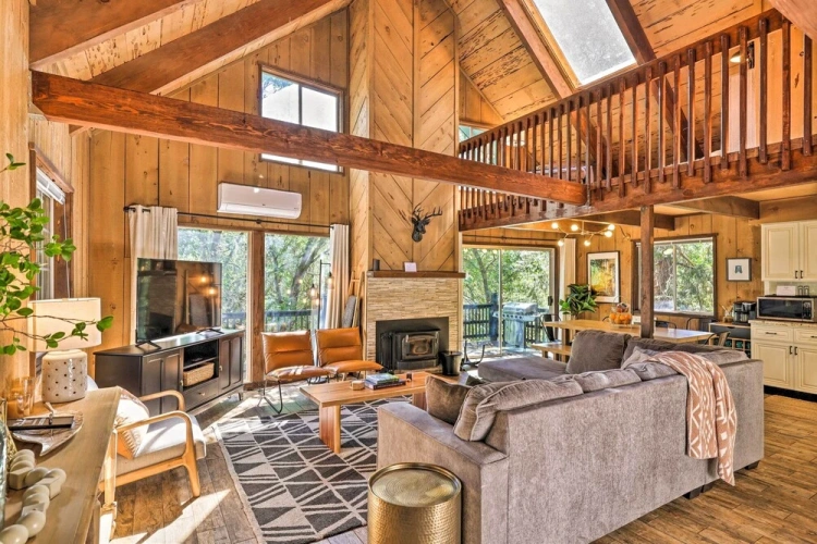 3 Bedrooms Cottage with balcony