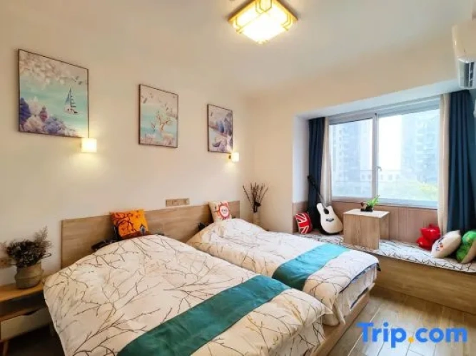2 Bedrooms Comfort room