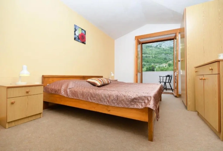 1 Bedroom Apartment with balcony