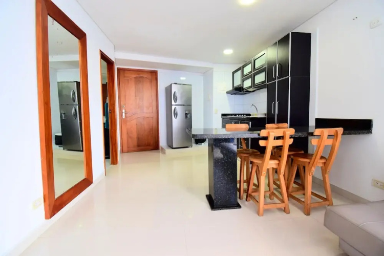 Apartamento Con Balcón - Piso 13