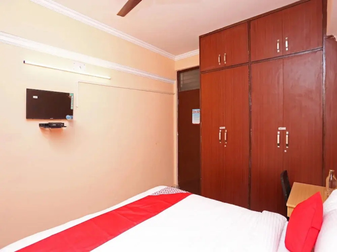 Polytechnic Chauraha By OYO Rooms
