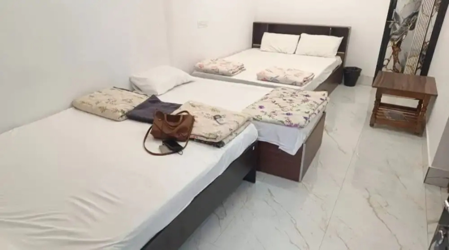 Silver Sand Beach Homestay