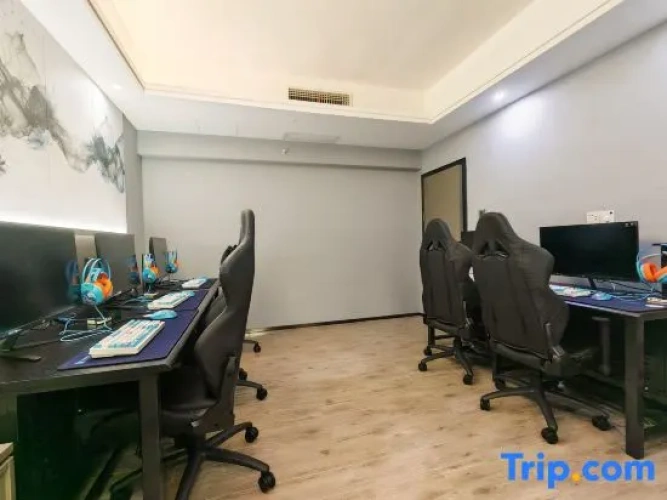 Standard Quintuple room
