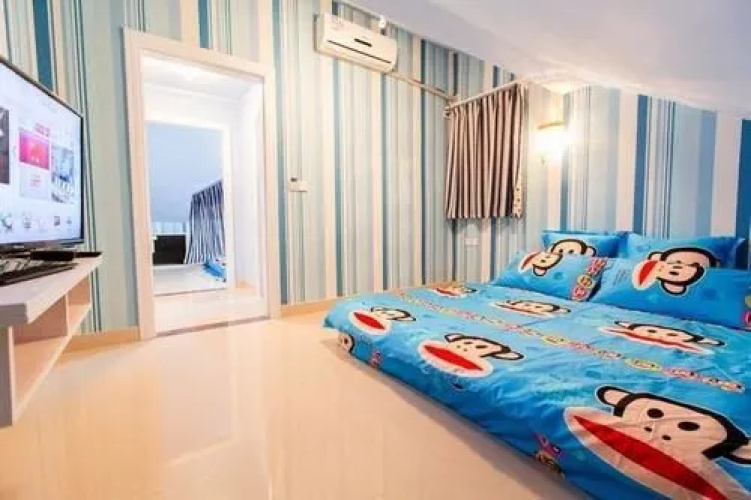 Blue Hotel
